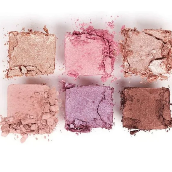 Wander Beauty Wanderess Fling Eyeshadow Palette - Gold, Purple, Brown Shades - Picture 4 of 9